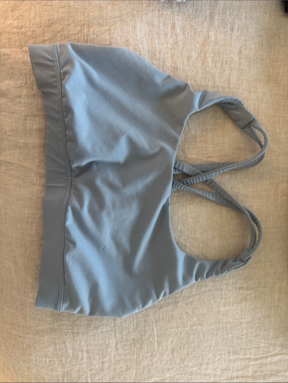 Lululemon Energy Sports Bra with Crisscross Straps
